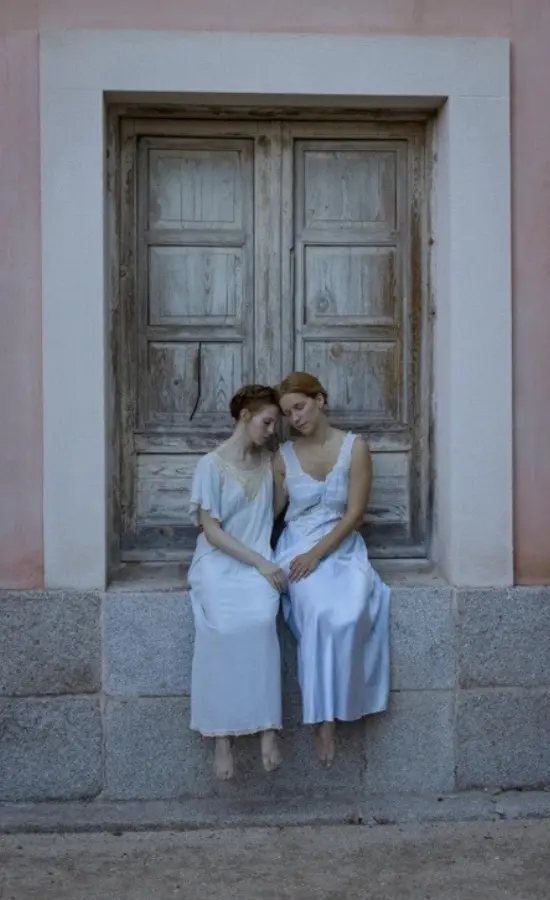 Sesión editorial El Sueño de Cariátides - Prendas Vintage Mathilde