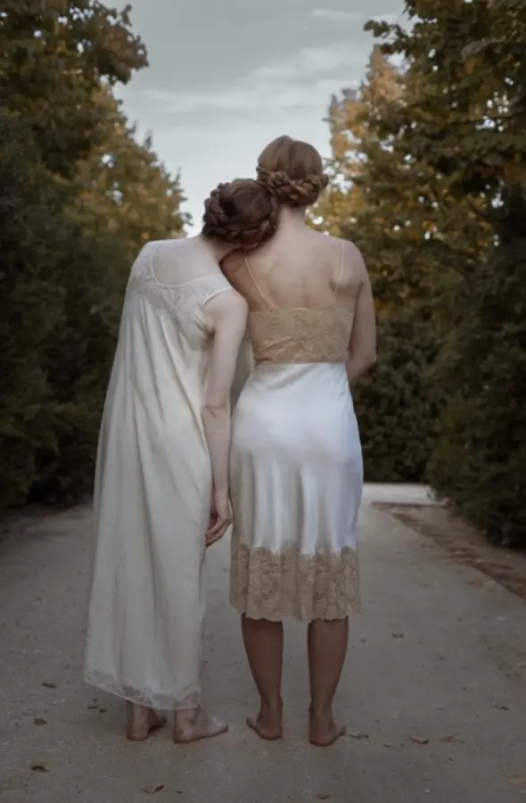 Sesión editorial El Sueño de Cariátides - Prendas Vintage Mathilde